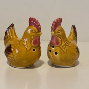 Vintage Roosters Salt and Pepper Shakers